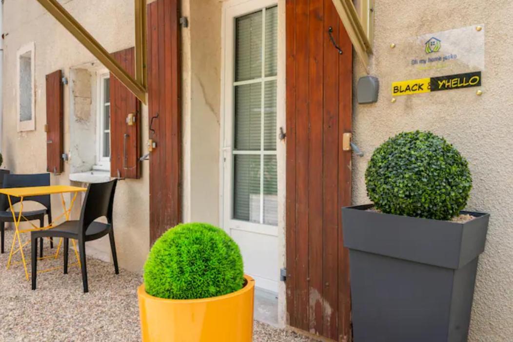 Black & Y'Hello T2 : Wifi/Parking/ 5' Centre-Ville Angoulême Екстериор снимка